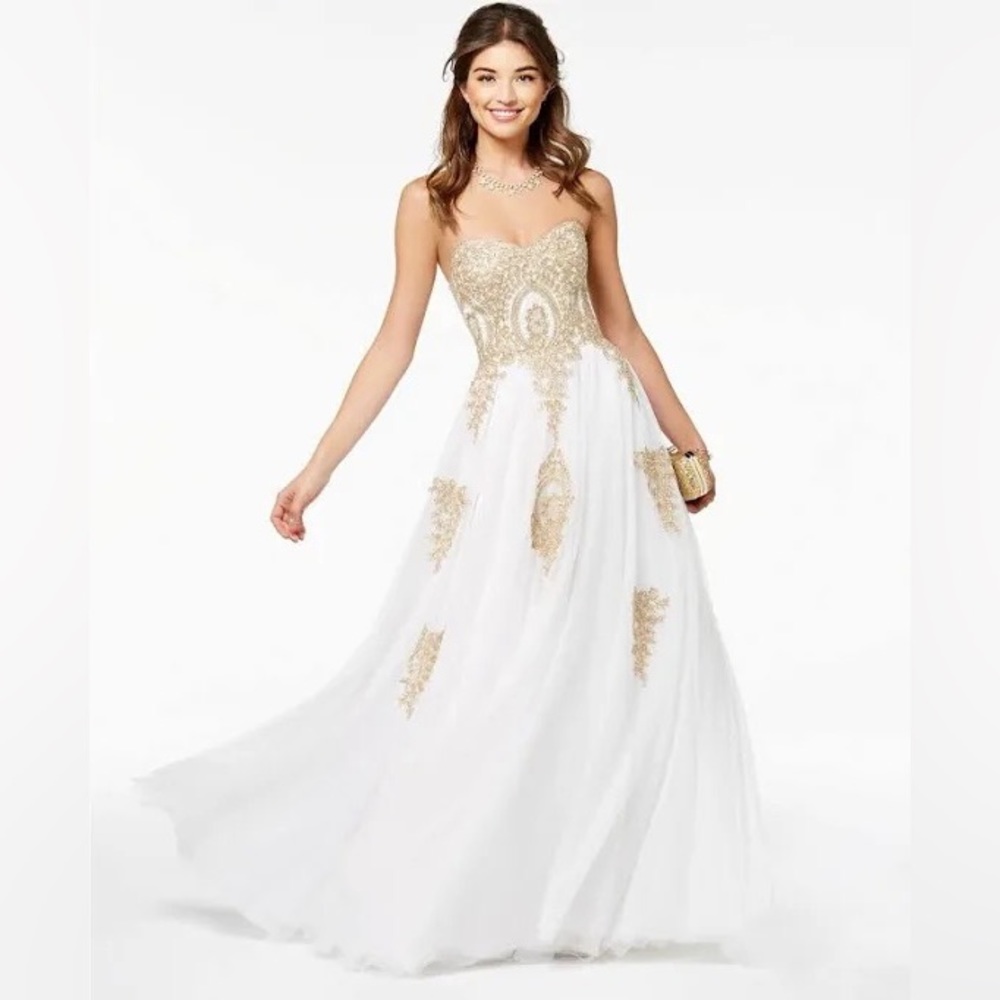 ELEGANT PRINCESS PROM DRESS - Picture 13 of 13